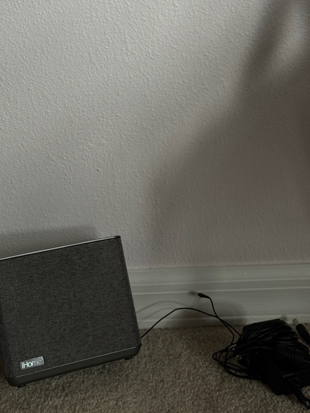 iHome Dark Gray Fabric Bluetooth Speaker for Home Office